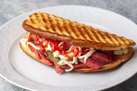 Ayvalık Tost